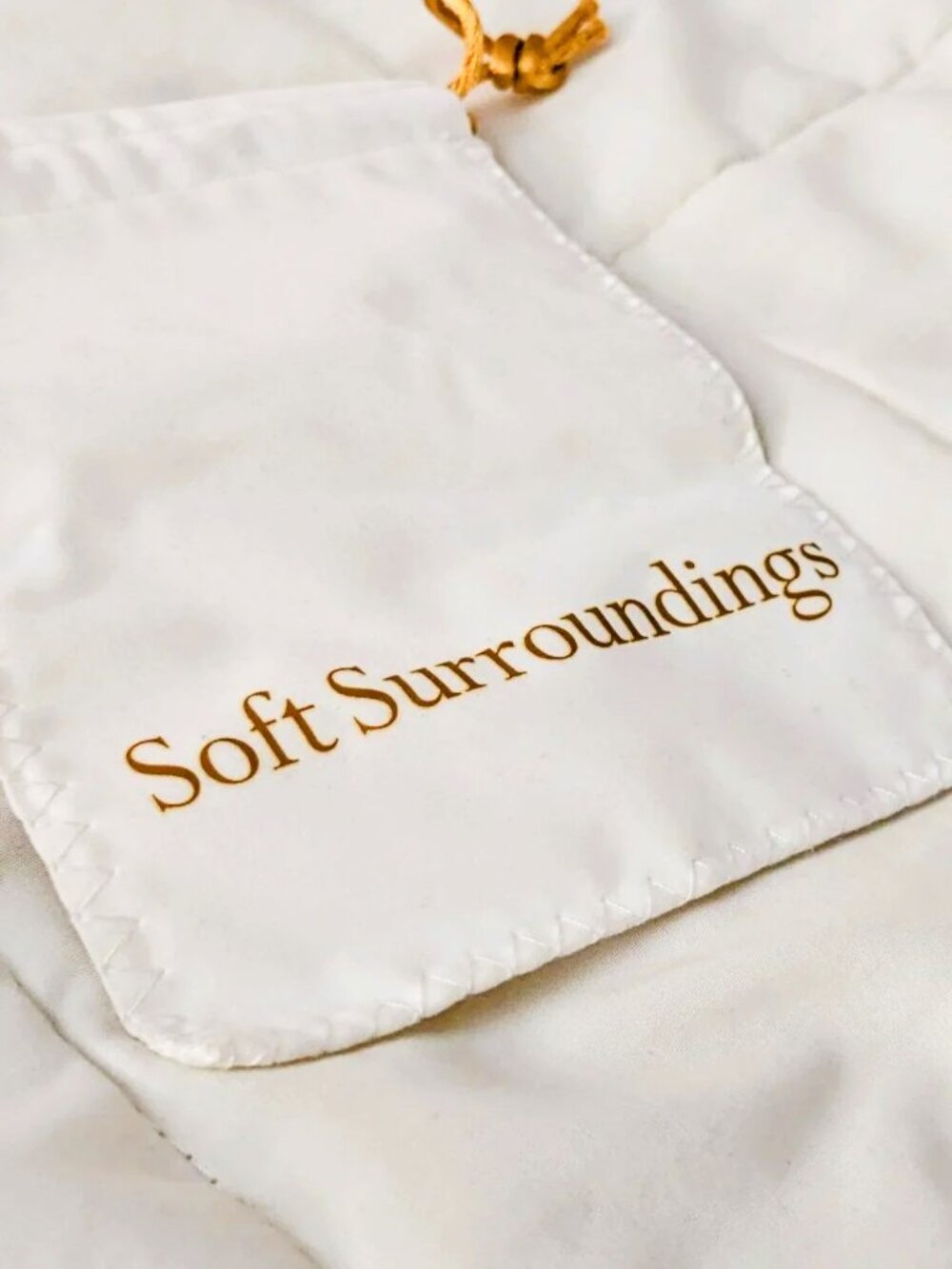 Soft Surroundings Cream Velveteen Drawstring Jewelry Dust Bag for Storage Gifts